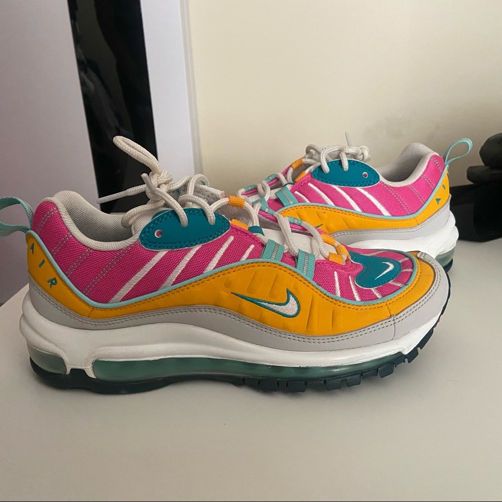 Nike shoes